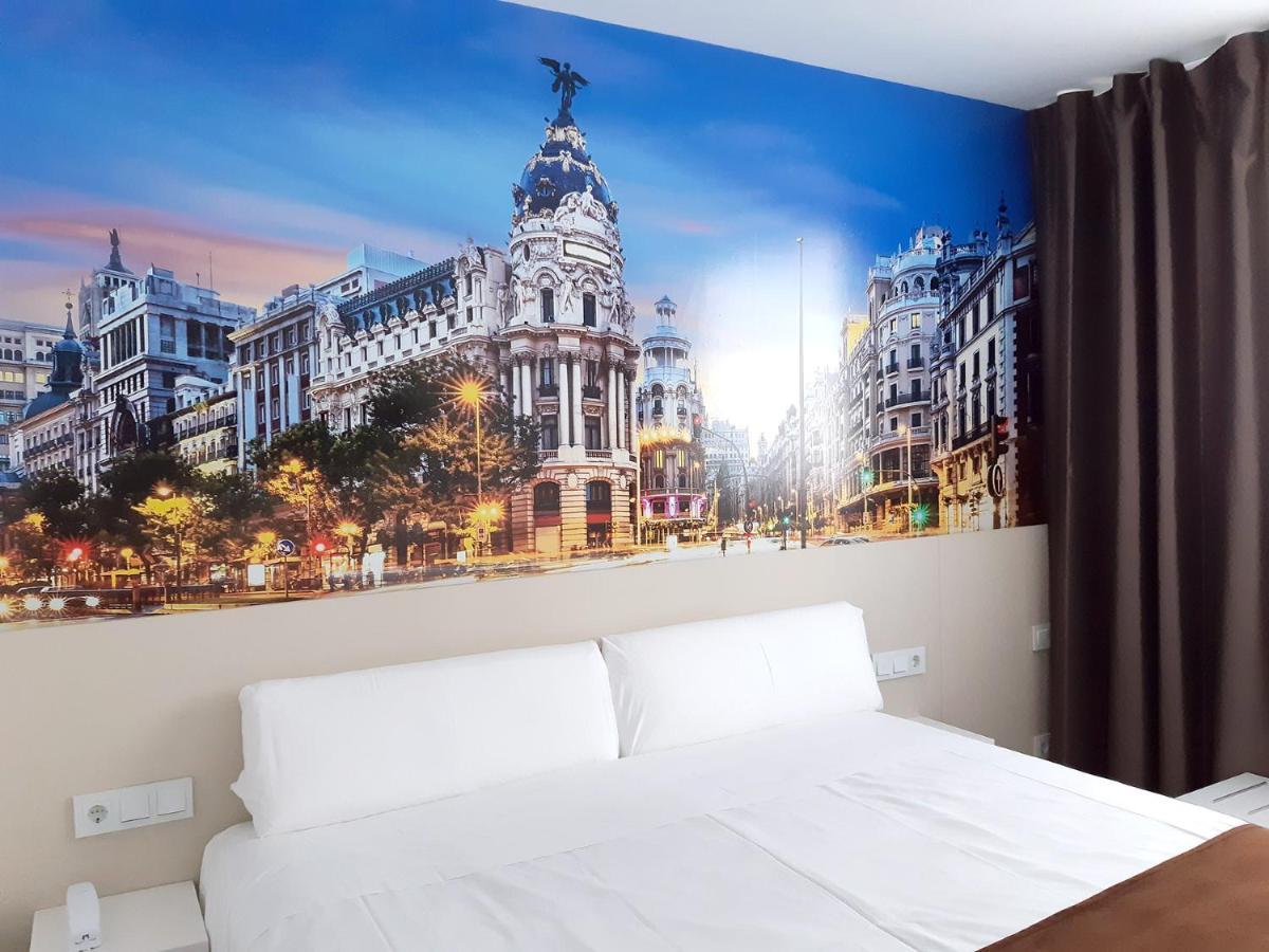 Hotel BESTPRICE Alcalá Madrid Kültér fotó